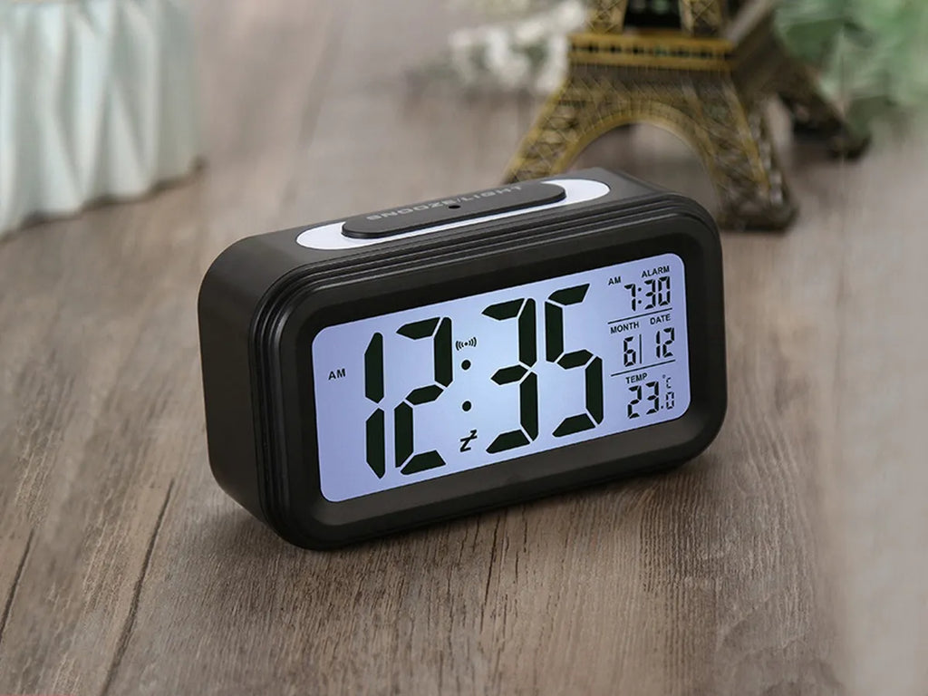 Reloj despertador digital sensor luz Genérica DESPER02 color blanco